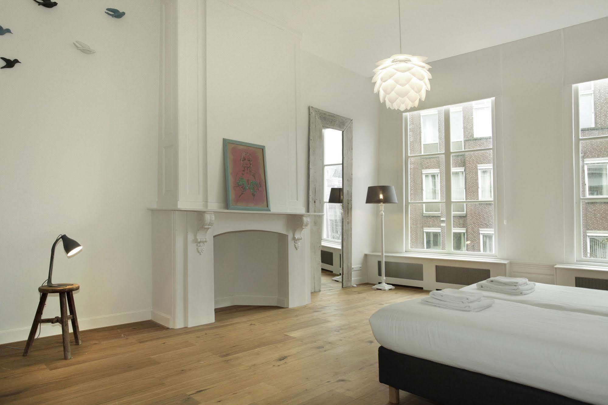 Stayci Serviced Apartments Luther Deluxe Den Haag Exterior foto